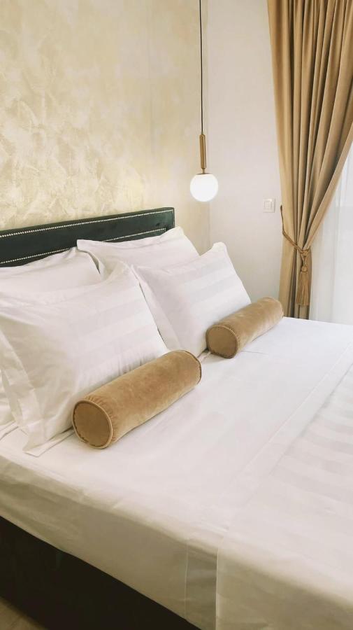 In Central With Private Parking Apartamento